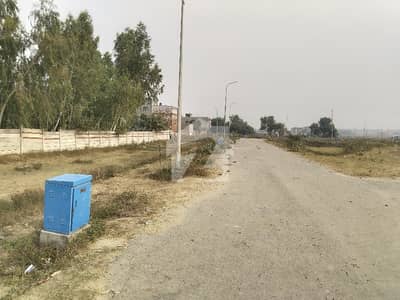 1025/6 X Block Phase 8 Plot For Sale