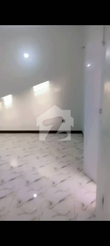 گلشنِ اقبال - بلاک 13 ڈی گلشنِ اقبال,گلشنِ اقبال ٹاؤن,کراچی میں 4 کمروں کا 10 مرلہ دفتر 1.7 لاکھ میں کرایہ پر دستیاب ہے۔
