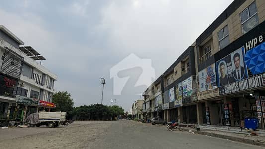The Ultimate Investment Destination 5 Marla Residential Plots In Block Q, Right Next To Pine Avenue Commercial Luxury Living At Unbeatable Prices! The Ultimate Investment Destination 5 Marla Residential Plots In Block Q, Right Next To Pine Avenue Commercial Luxury Living At Unbeatable Prices!