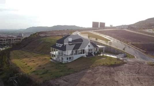 Second To Corner Plot For Sale