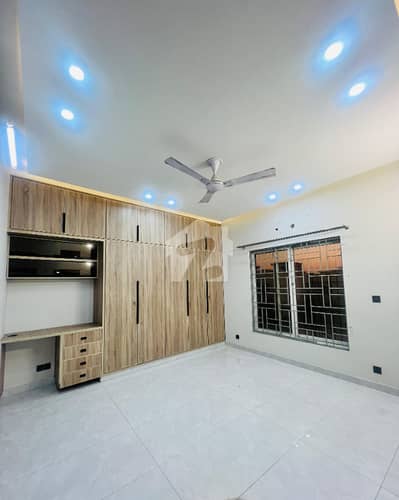 10 Marla House With 4 Bed For Rent Near AQ Khan School