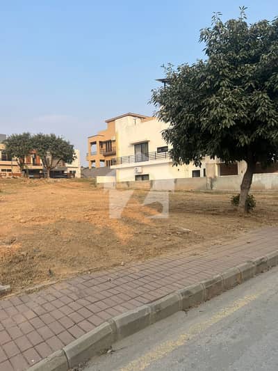 17 Marla Residential Plot for Sale in Block E, Bahria Town Phase 8