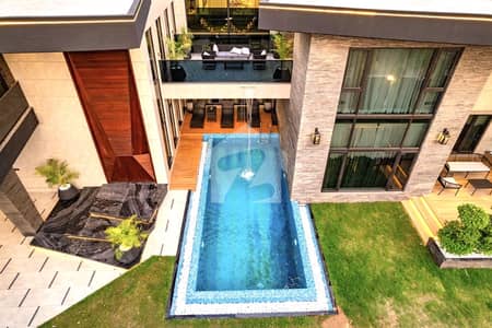 TWO KANAL MODERN DESIGN HOUSE AT VERY HOT LOCATION NEAR DEFENCE RAYA GOLF CLUB WITH BASEMENT