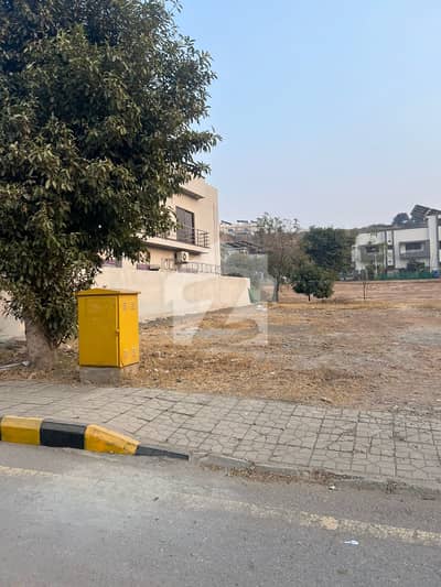 10 Marla Residential Plot in Block I Bahria Town Phase 8 Rawalpindi