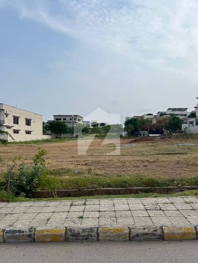 1 Kanal Plot For Sale in DHA 3 Islamabad
