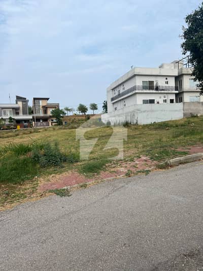 14 Marla Plot Available For Sale In DHA 3 Sector B