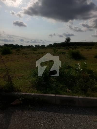 جناح گارڈنز فیز 1 جناح گارڈنز,ایف ای سی ایچ ایس,اسلام آباد میں 7 مرلہ رہائشی پلاٹ 1.05 کروڑ میں برائے فروخت۔