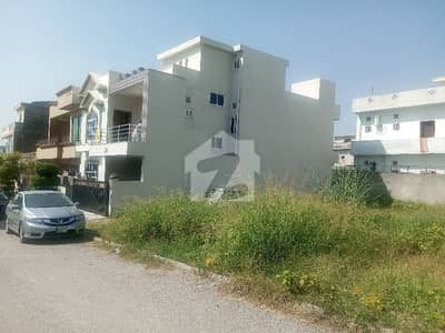 جناح گارڈنز فیز 1 جناح گارڈنز,ایف ای سی ایچ ایس,اسلام آباد میں 7 مرلہ رہائشی پلاٹ 1.58 کروڑ میں برائے فروخت۔