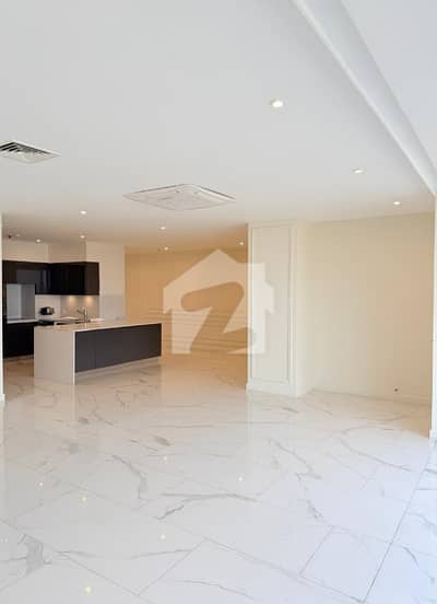 Brand-New Designer Apartment For Rent
