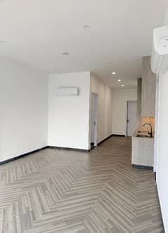 Brand-New Designer Apartment Brand-New Designer Apartment