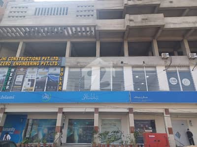 قاسم آباد حیدر آباد میں 1 مرلہ Studio دکان 1.05 کروڑ میں برائے فروخت۔