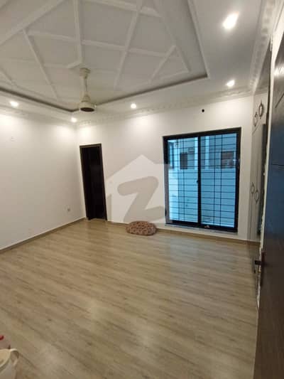 10 Marla Upper Portion Available For Rent Good Location