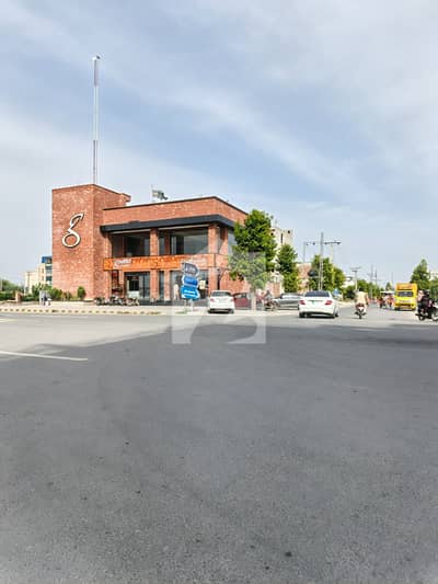 5 Marla Prime Location Plot Available For Sale