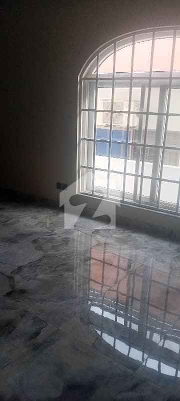ای ۔ 11/2 ای ۔ 11,اسلام آباد میں 3 کمروں کا 1 کنال بالائی پورشن 2.2 لاکھ میں کرایہ پر دستیاب ہے۔