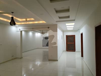 14 Marla Beautiful Upper Portion Available For Rent