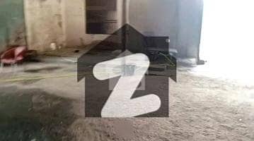 کورنگی انڈسٹریل ایریا کورنگی,کراچی میں 2 کنال گودام 5.5 لاکھ میں کرایہ پر دستیاب ہے۔ کورنگی انڈسٹریل ایریا کورنگی,کراچی میں 2 کنال گودام 5.5 لاکھ میں کرایہ پر دستیاب ہے۔