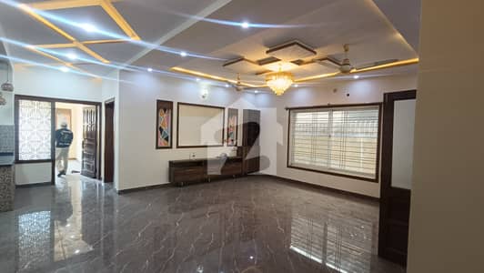 1 Kanal Ground Portion Available For Rent