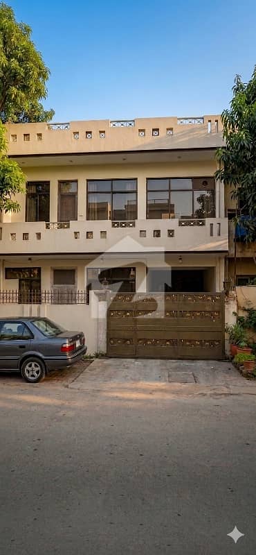 8 Marla Solid Constructed Well Build Double Unit House For Sale