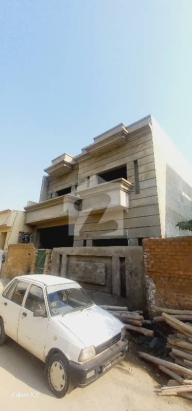 گلستان کالونی راولپنڈی میں 6 کمروں کا 7 مرلہ مکان 2.2 کروڑ میں برائے فروخت۔