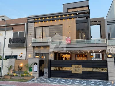 بحریہ ٹاؤن ۔ سیکٹر ایف بحریہ ٹاؤن,لاہور میں 5 کمروں کا 10 مرلہ مکان 2.78 کروڑ میں برائے فروخت۔ بحریہ ٹاؤن ۔ سیکٹر ایف بحریہ ٹاؤن,لاہور میں 5 کمروں کا 10 مرلہ مکان 2.78 کروڑ میں برائے فروخت۔