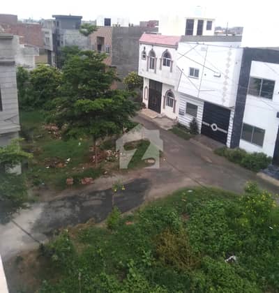 الخالق ریزیڈنشیا ہاؤسنگ سوسائٹی ڈیفینس روڈ,لاہور میں 3 مرلہ رہائشی پلاٹ 43.0 لاکھ میں برائے فروخت۔ الخالق ریزیڈنشیا ہاؤسنگ سوسائٹی ڈیفینس روڈ,لاہور میں 3 مرلہ رہائشی پلاٹ 43.0 لاکھ میں برائے فروخت۔