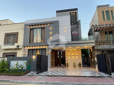 10 Marla Elegant Luxury Full House For Sale In Sector E Bahria Town