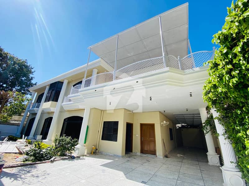 Beautiful House Available For Rent Beautiful House Available For Rent