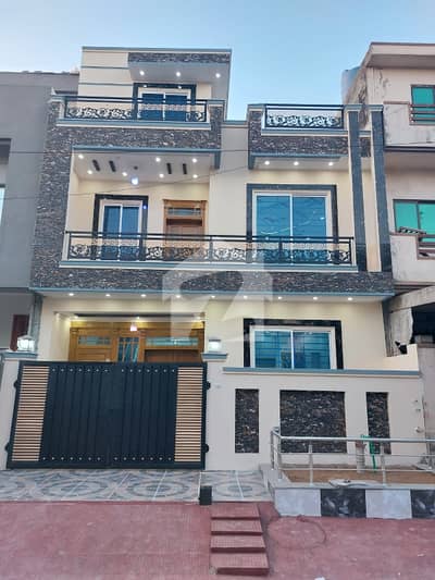 House For Sale Size 25*40 in G/14/4 House For Sale Size 25*40 in G/14/4