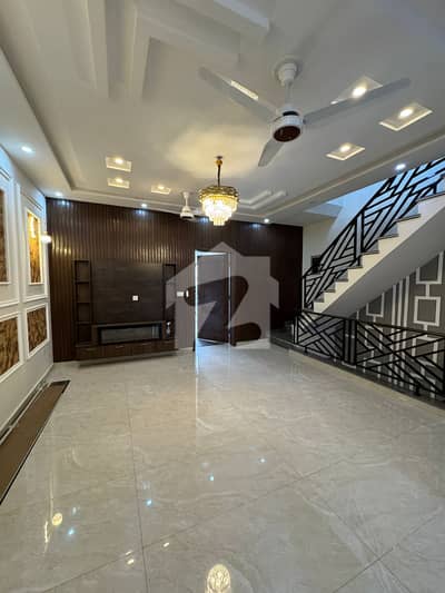 5 Marla Brand New House For Sale In Formanites Housing Society (Near DHA)