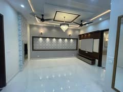 10 MARLA LIKE BRAND NEW UPPER PORTION FOR RENT IN OVERSEAS B BLOCK BAHRIA TOWN LAHORE