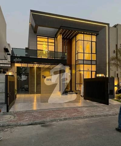 بحریہ ٹاؤن قائد بلاک بحریہ ٹاؤن سیکٹر ای,بحریہ ٹاؤن,لاہور میں 5 کمروں کا 10 مرلہ مکان 3.2 کروڑ میں برائے فروخت۔