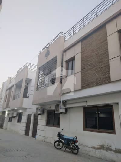 House Sized 250 Square Yards In Clifton