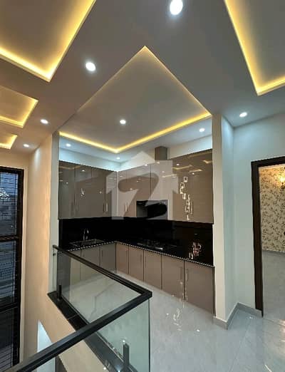 A Prime Location 10 Marla House Located In Citi Housing Society Is Available For rent A Prime Location 10 Marla House Located In Citi Housing Society Is Available For rent