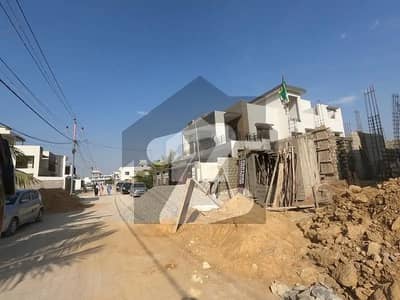 Own A Prime Location Residential Plot In 400 Square Yards Karachi