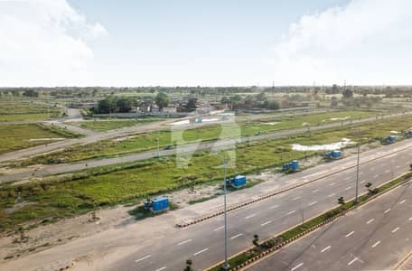 ڈی ایچ اے فیز 8 - بلاک زیڈ 4 ڈی ایچ اے فیز 8,ڈیفنس (ڈی ایچ اے),لاہور میں 5 مرلہ رہائشی پلاٹ 67.0 لاکھ میں برائے فروخت۔