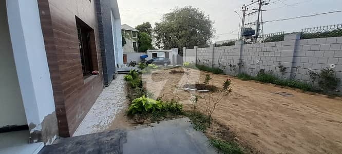 ڈی ایچ اے فیز 5 ڈی ایچ اے ڈیفینس,کراچی میں 10 کمروں کا 4 کنال مکان 42.0 کروڑ میں برائے فروخت۔