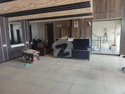 ڈی ایچ اے فیز 4 - بلاک ڈیڈی فیز 4,ڈیفنس (ڈی ایچ اے),لاہور میں 4 مرلہ Studio دفتر 2.1 لاکھ میں کرایہ پر دستیاب ہے۔
