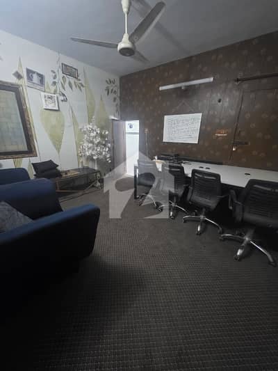 240 Sqyd Ground Floor Portion for Rent Separate Entrance | Gulshan Block 13D