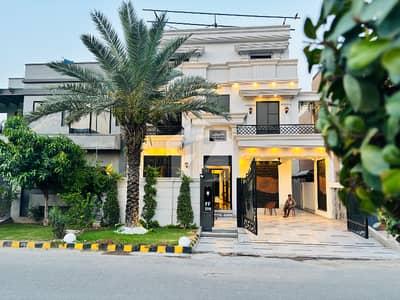 At 80 ft Road 10 Marla Beautiful House for sale citi Housing Gujranwala