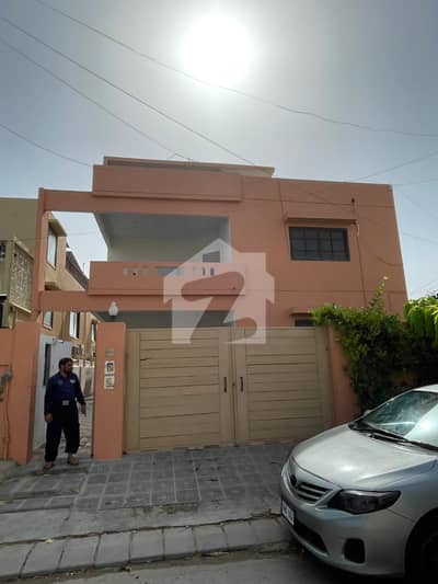 SPACIOUS BUNGALOW 500 SQUARE YARD FOR RENT IN PHASE 6 DHA KARACHI