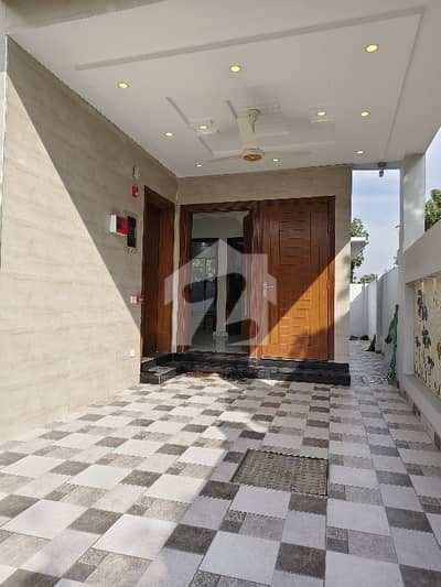 Beautiful 5 Marla Brand New House For Rent Beautiful 5 Marla Brand New House For Rent