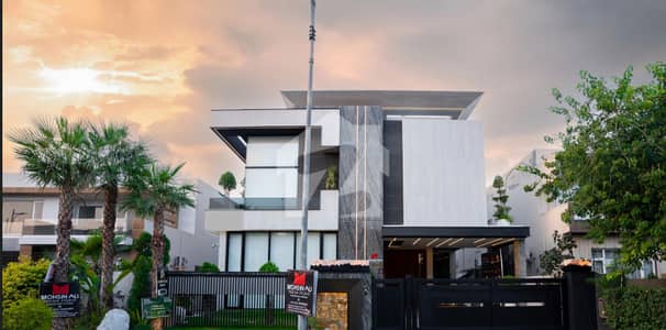 1 Kanal Lavish Fully Furnished House Available For Sale In DHA Phase 6 Block-L