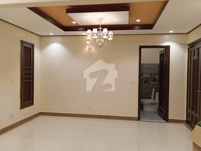 ڈی ایچ اے فیز 6 ڈی ایچ اے ڈیفینس,کراچی میں 3 کمروں کا 1 کنال بالائی پورشن 2.85 لاکھ میں کرایہ پر دستیاب ہے۔ ڈی ایچ اے فیز 6 ڈی ایچ اے ڈیفینس,کراچی میں 3 کمروں کا 1 کنال بالائی پورشن 2.85 لاکھ میں کرایہ پر دستیاب ہے۔