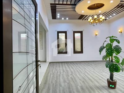 ڈی ایچ اے فیز 5 ڈی ایچ اے ڈیفینس,کراچی میں 6 کمروں کا 1 کنال مکان 18.5 کروڑ میں برائے فروخت۔ ڈی ایچ اے فیز 5 ڈی ایچ اے ڈیفینس,کراچی میں 6 کمروں کا 1 کنال مکان 18.5 کروڑ میں برائے فروخت۔
