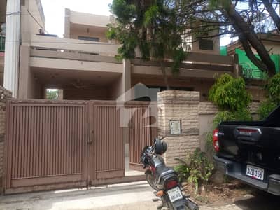 12 Marla House In Johar Town Phase 1 - Block G1 For Sale At Good Location