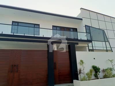 500 Square Yard House Available For Rent At DHA Phase 8