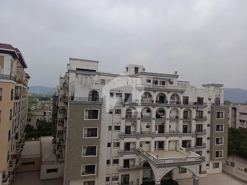 Warda Humna One 2 Bed Apartment For Rent