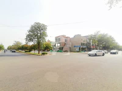 Prime Location 1 Kanal Spacious Residential Plot Is Available In Valencia - Block C1 For Sale