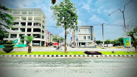 CORNER 100 FEET ROAD PLOT COMMERCIAL 4.25 MARLA PAIR PLOT HOT LOCATION VALENCIA TOWN LAHORE