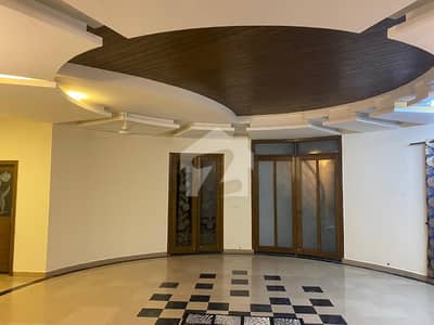 A Luxury 40x100 (444 Sqy) House Is Available For Sale In F-6/1